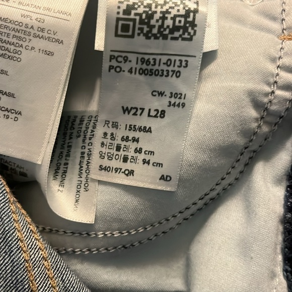 Levi’s 314 Shaping Straight jeans - Picture 11 of 11